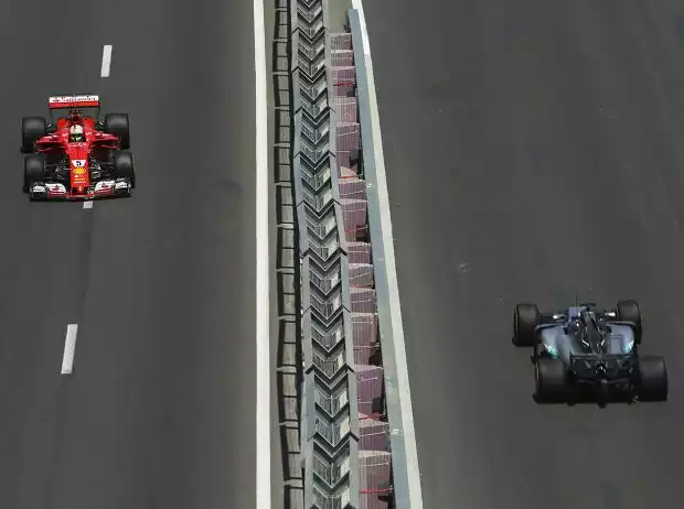 Sebastian Vettel, Lewis Hamilton Titel-Bild zur News: Sebastian Vettel, Lewis Hamilton