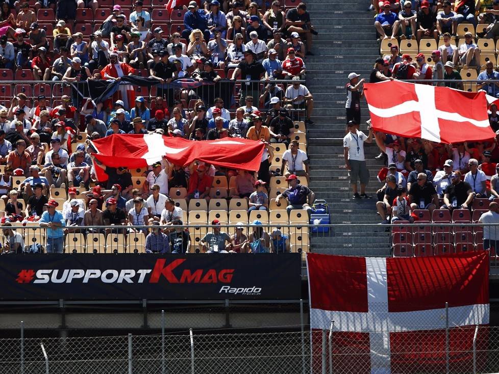 Kevin Magnussen, Zuschauer, Flagge