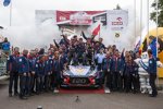 Thierry Neuville und Nicolas Gilsoul (Hyundai) 