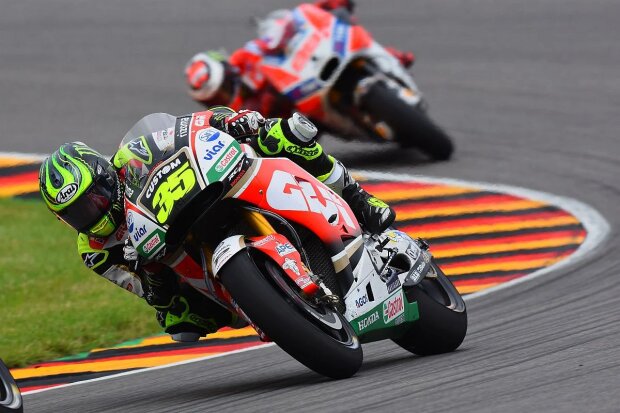 LCR LCR-Honda MotoGPLCR LCR-Honda MotoGP ~Cal Crutchlow vor Jorge Lorenzo ~       