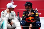 Valtteri Bottas (Mercedes) und Daniel Ricciardo (Red Bull) 