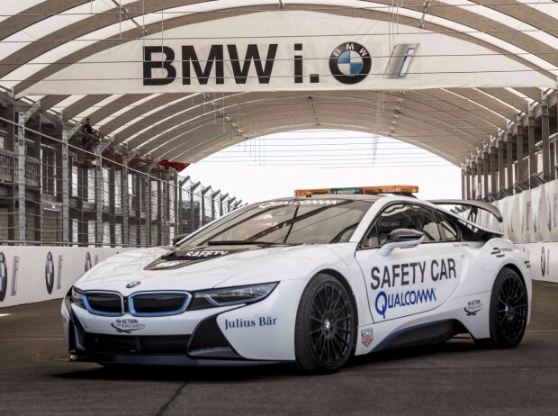 BMW i8 Safety-Car
