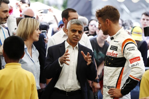 Susie Wolff Jenson Button McLaren McLaren Honda F1 ~Susie Wolff und Jenson Button ~ Susie Wolff Jenson Button McLaren McLaren Honda F1 ~Susie Wolff und Jenson Button ~
