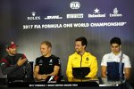 Romain Grosjean (Haas), Valtteri Bottas (Mercedes), Jolyon Palmer (Renault) und Lance Stroll (Williams) 