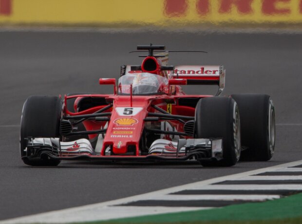 Titel-Bild zur News: Sebastian Vettel mit "Shield"