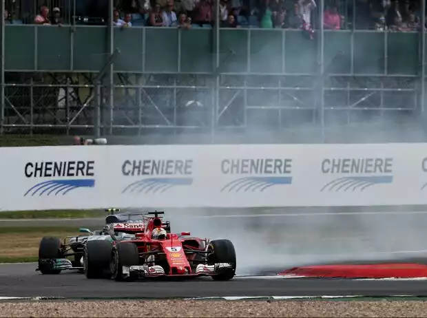 Sebastian Vettel, Valtteri Bottas Titel-Bild zur News: Sebastian Vettel, Valtteri Bottas