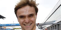 Bild zum Inhalt: Formel-1-Test für Lucas Auer: DTM-Fahrer freuen sich mit ihm