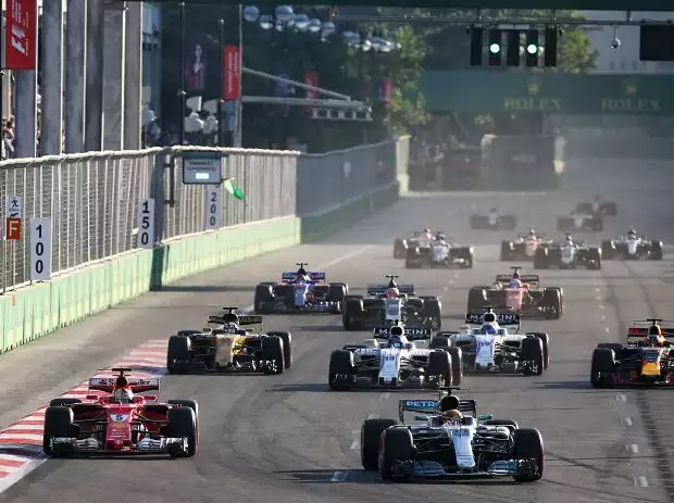 Lewis Hamilton, Sebastian Vettel Titel-Bild zur News: Lewis Hamilton, Sebastian Vettel