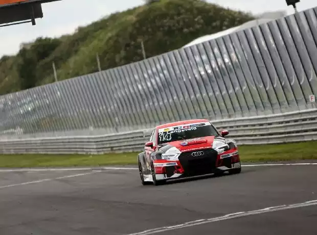 Niels Langeveld Titel-Bild zur News: Niels Langeveld