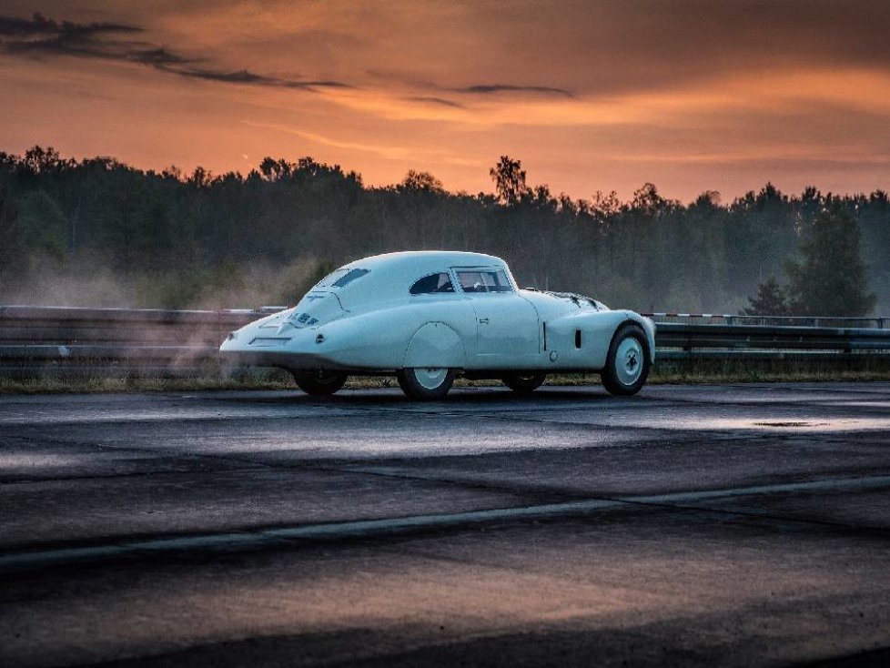 Adler Rennlimousine