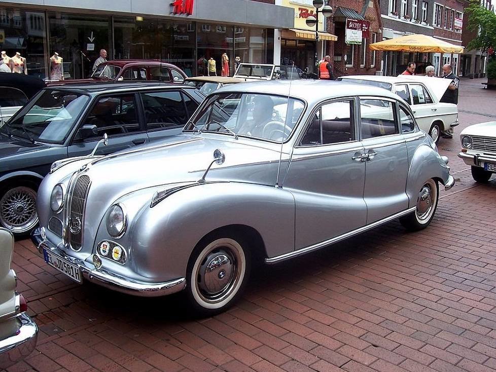 BMW 501