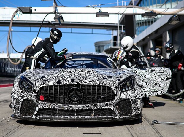 Mercedes-AMG GT4