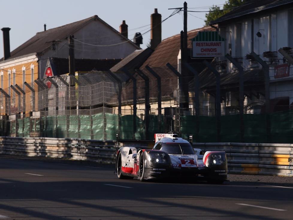 Timo Bernhard, Earl Bamber, Brendon Hartley