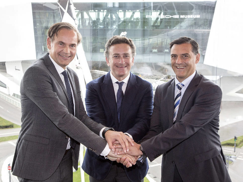 (L-R) Oliver Blume, Alejandro Agag and Michael Steiner