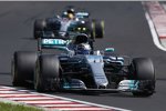 Valtteri Bottas (Mercedes) und Lewis Hamilton (Mercedes) 