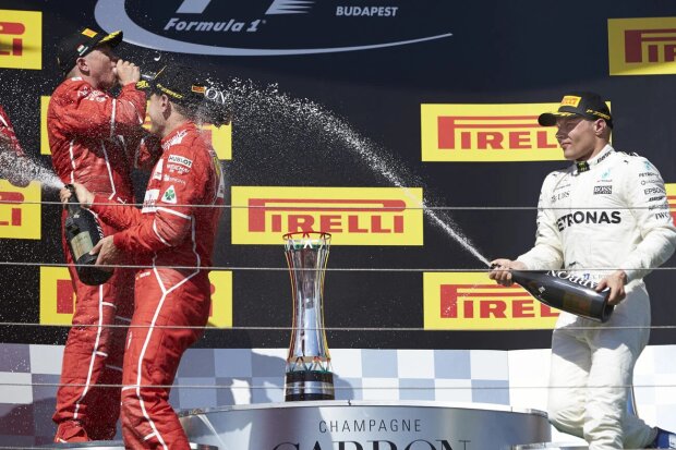 Sebastian Vettel Kimi Räikkönen Valtteri Bottas Ferrari Scuderia Ferrari F1 ~Sebastian Vettel (Ferrari), Kimi Räikkönen (Ferrari) und Valtteri Bottas (Mercedes) ~ 