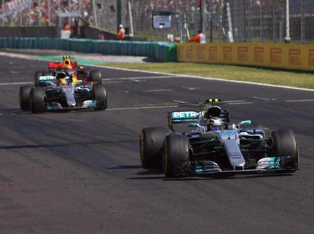 Valtteri Bottas, Lewis Hamilton, Max Verstappen Valtteri Bottas, Lewis Hamilton, Max Verstappen