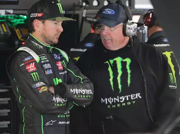 Kurt Busch; Tony Gibson Titel-Bild zur News: Kurt Busch; Tony Gibson