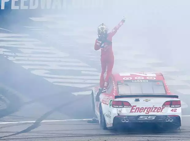 Kyle Larson Titel-Bild zur News: Kyle Larson