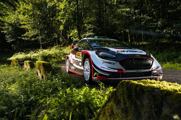 ~Elfyn Evans umkurvt die gefürchteten Hinkelsteine~ ~Elfyn Evans umkurvt die gefürchteten Hinkelsteine~