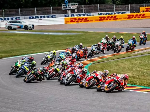 MotoGP Start Titel-Bild zur News: MotoGP Start