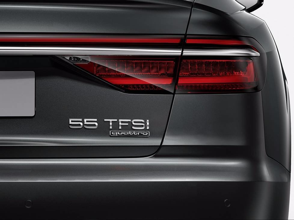Audi A8 mit neuer Nomenklatur am Heck