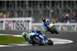 Andrea Iannone vor Alex Rins (Suzuki) 