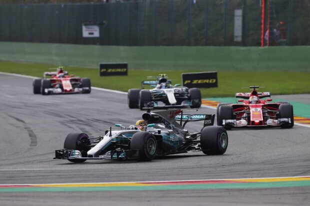 Lewis Hamilton Sebastian Vettel Valtteri Bottas Kimi Räikkönen Ferrari Scuderia Ferrari F1Mercedes Mercedes AMG Petronas Motorsport F1 ~Lewis Hamilton (Mercedes), Sebastian Vettel (Ferrari), Valtteri Bottas (Mercedes) und Kimi Räikkönen (Ferrari) ~ 