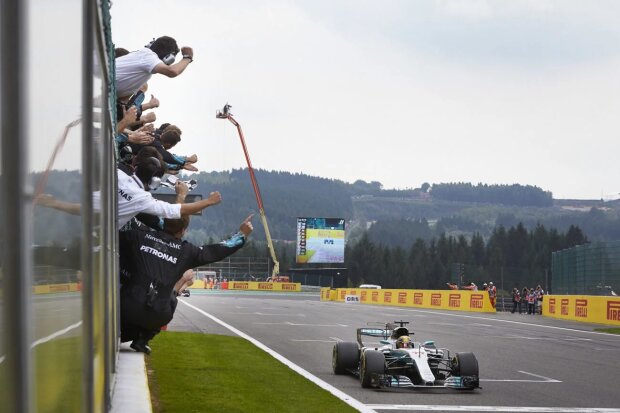 Lewis Hamilton Mercedes Mercedes AMG Petronas Motorsport F1 ~Lewis Hamilton (Mercedes) ~ 