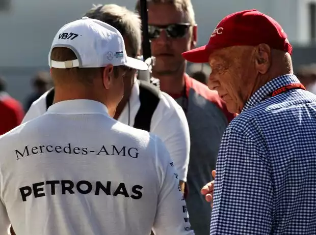 Valtteri Bottas, Niki Lauda Titel-Bild zur News: Valtteri Bottas, Niki Lauda