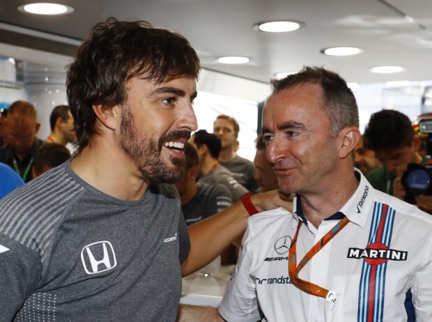 Titel-Bild zur News: Fernando Alonso, Paddy Lowe