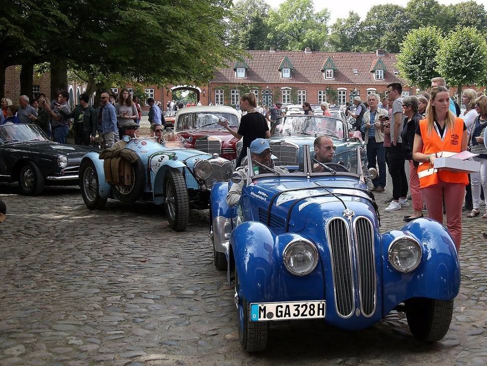 Hamburg-Berlin-Klassik 2017: Mittagsstopp auf Gut Sierhagen, Holstein