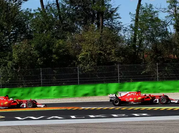 Sebastian Vettel, Kimi Räikkönen Titel-Bild zur News: Sebastian Vettel, Kimi Räikkönen