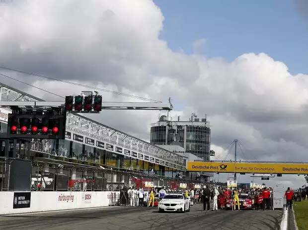 Start auf dem Nürburgring Titel-Bild zur News: Start auf dem Nürburgring