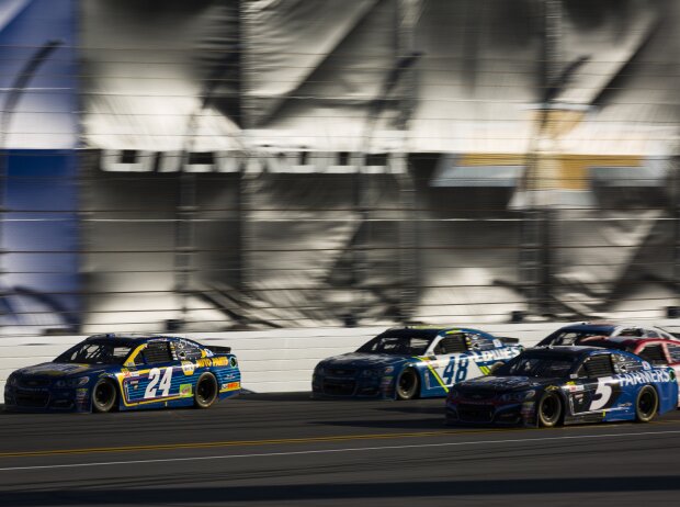 Chase Elliott, Kasey Kahne, Jimmie Johnson