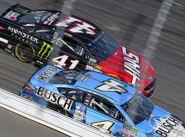 Kevin Harvick, Kurt Busch Kevin Harvick, Kurt Busch
