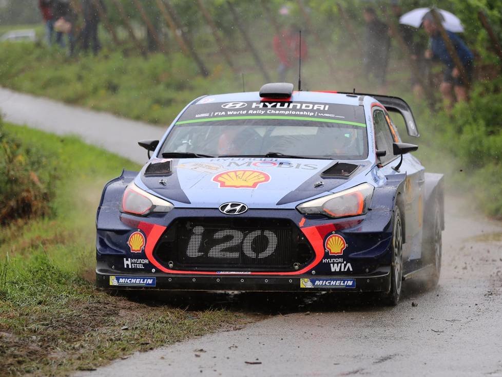 Thierry Neuville, Nicolas Gilsoul