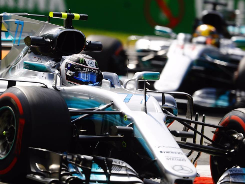 Valtteri Bottas, Lewis Hamilton