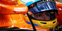 Bild zum Inhalt: Damon Hill vermutet: Alonso Schlüssel zur Motorenrochade