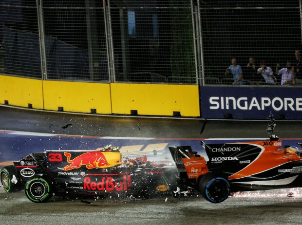 Titel-Bild zur News: Max Verstappen, Fernando Alonso, Kimi Räikkönen