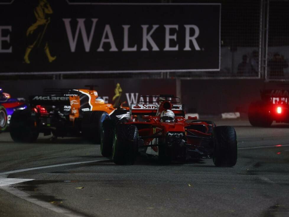Daniil Kwjat, Fernando Alonso, Kevin Magnussen, Sebastian Vettel