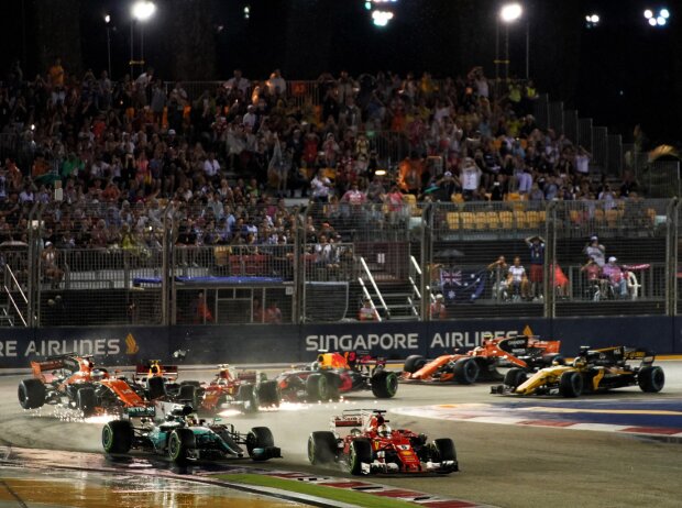 Titel-Bild zur News: Sebastian Vettel, Lewis Hamilton, Max Verstappen, Fernando Alonso, Kimi Räikkönen