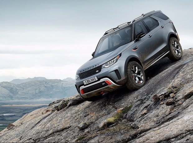 Titel-Bild zur News: Land Rover Discovery SVX 2018