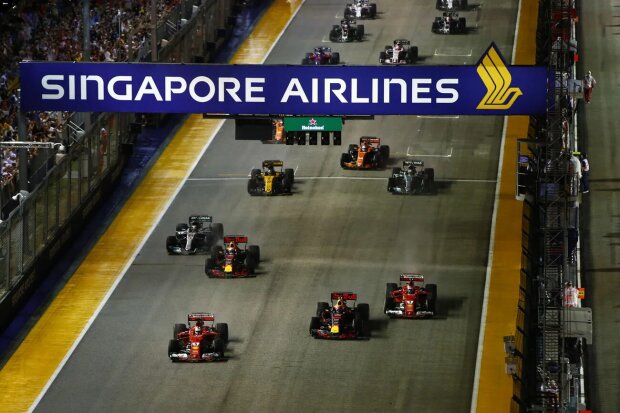 Sebastian Vettel Max Verstappen Ferrari Scuderia Ferrari F1Red Bull Red Bull Racing F1 ~Sebastian Vettel (Ferrari) und Max Verstappen (Red Bull) ~ Sebastian Vettel Max Verstappen Ferrari Scuderia Ferrari F1Red Bull Red Bull Racing F1 ~Sebastian Vettel (Ferrari) und Max Verstappen (Red Bull) ~