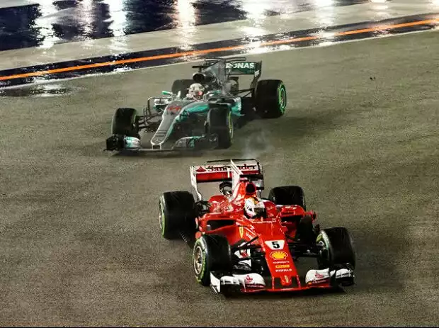 Lewis Hamilton, Sebastian Vettel Titel-Bild zur News: Lewis Hamilton, Sebastian Vettel