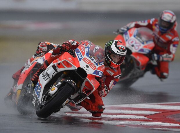 Andrea Dovizioso, Jorge Lorenzo