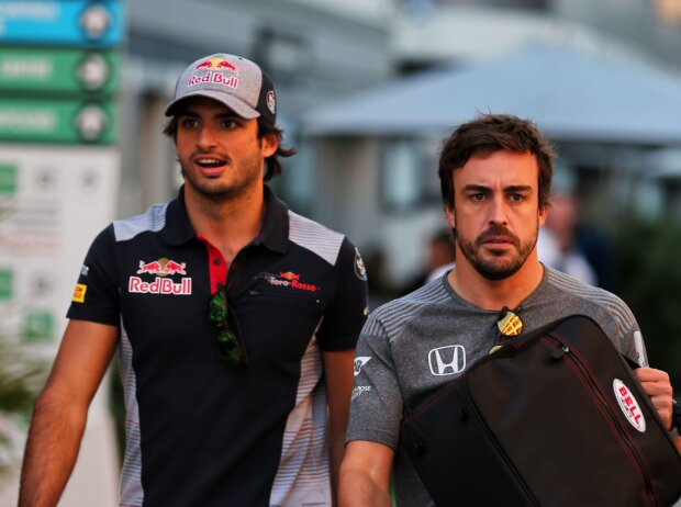 Titel-Bild zur News: Carlos Sainz, Fernando Alonso