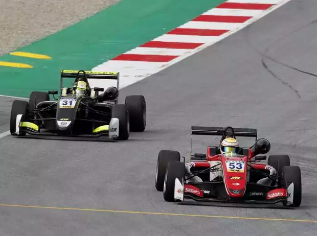 Callum Ilott, Lando Norris Titel-Bild zur News: Callum Ilott, Lando Norris