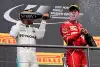 Bild zum Inhalt: Duell auf "Augenhöhe": Vettel darf weiter vom Titel träumen