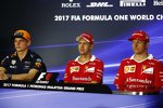 Max Verstappen (Red Bull), Sebastian Vettel (Ferrari) und Kimi Räikkönen (Ferrari) 